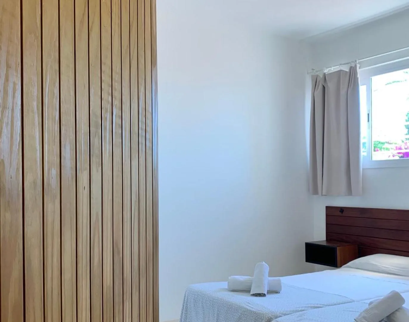 Apartamentos Playa Torrecilla Nerja 0*,  Španělsko